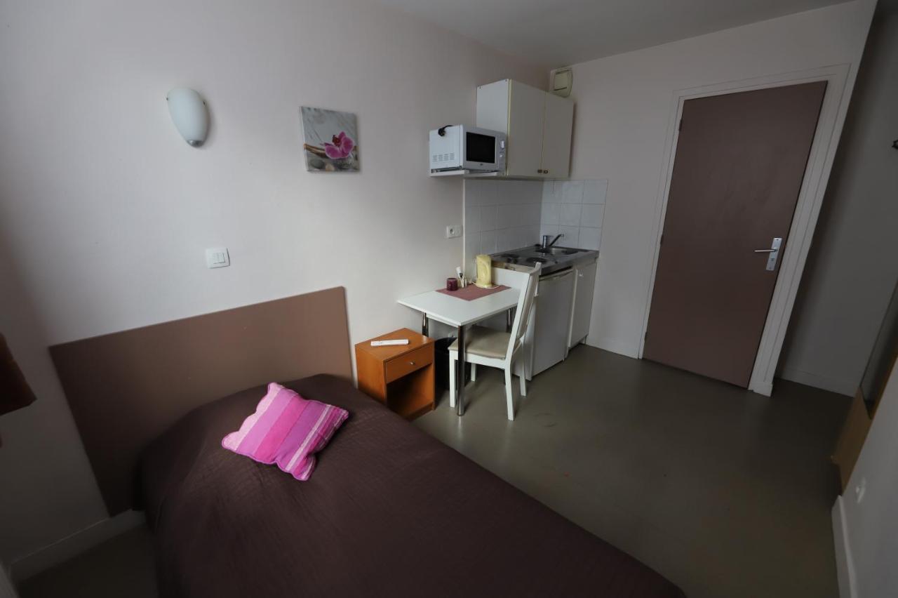 Hotel Du Roussillon Παρίσι Εξωτερικό φωτογραφία